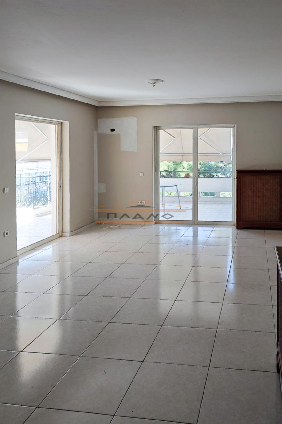 property-img